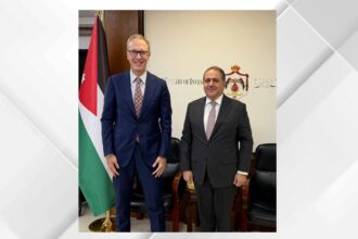 وزير الاستثمار يبحث والسفير الإيطالي تعزيز الشراكات بين البلدين