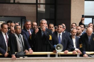 نقيب المحامين: إلقاء القبض على منفذي الاعتداء على كنيسة الكرك ثمرة جهود الأجهزة الأمنية
