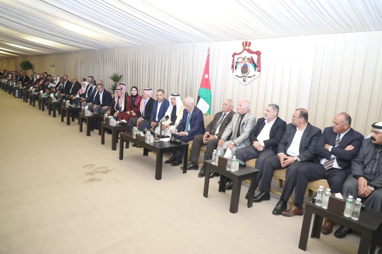 العيسوي: الأردن بقيادة الملك يحمي مصالحه ولا يتهاون في حقوقه ويمضي بمسيرة التحديث
