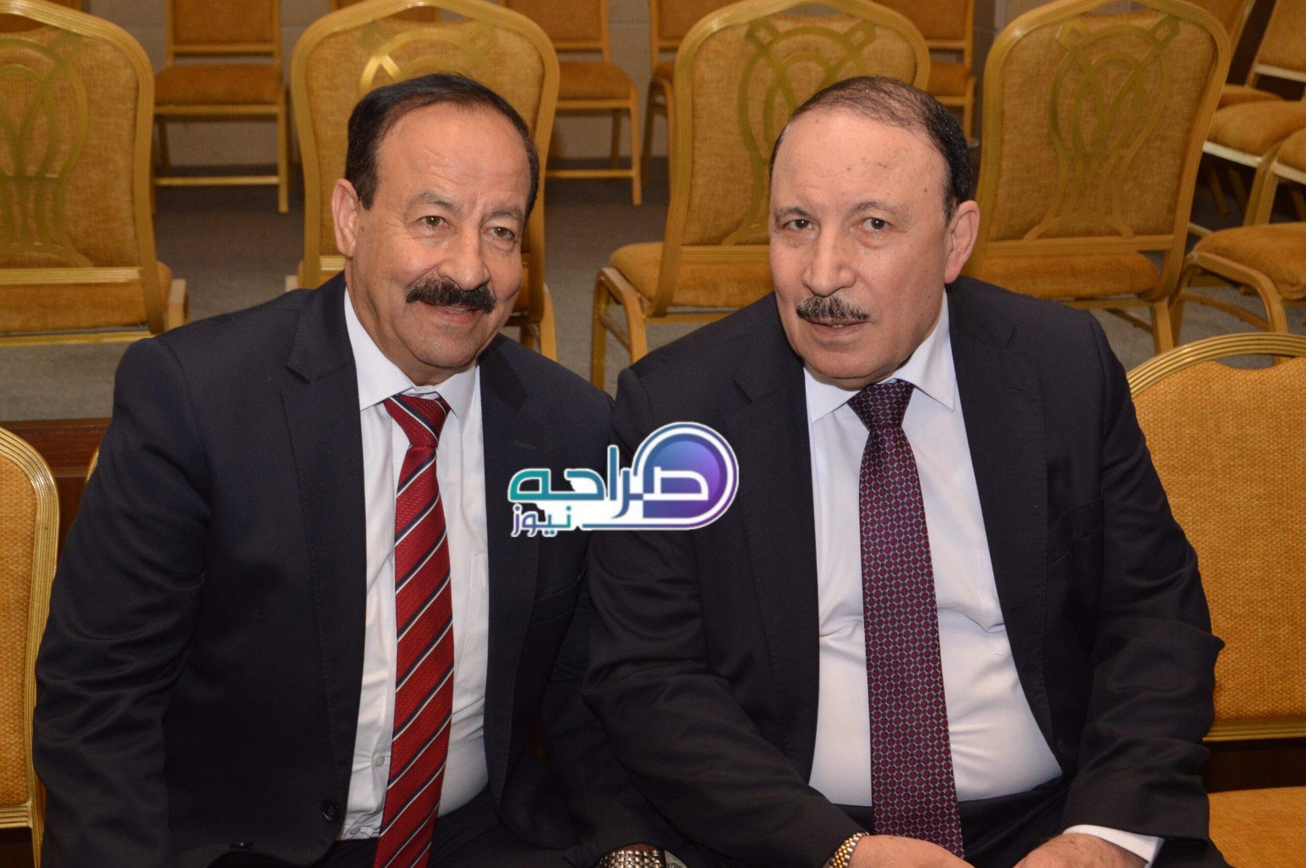 رئيس واعضاء "صناعة عمان" وممثلو القطاعات الصناعية يستقبلون المهنئين