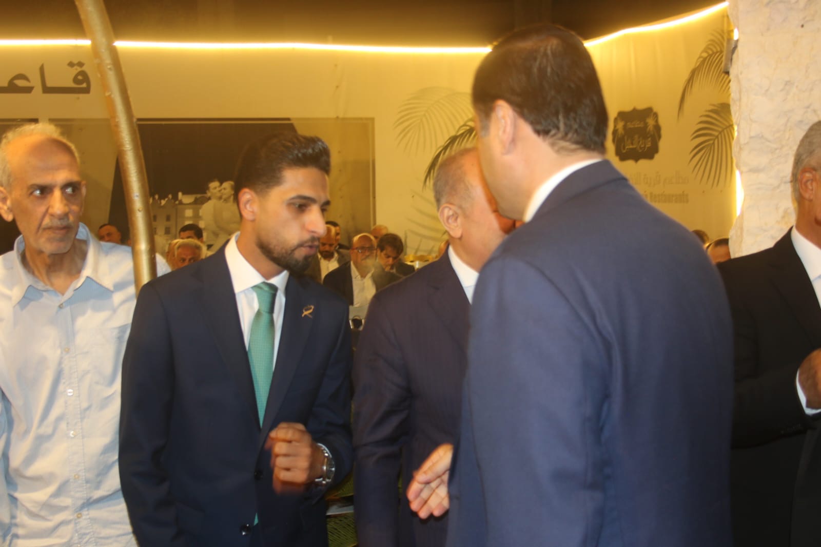 آل الحراسيس وال ابو عواد نسايب .. معالي جمال الصرايرة طلب والشيخ ابو عواد أجاب بطلب