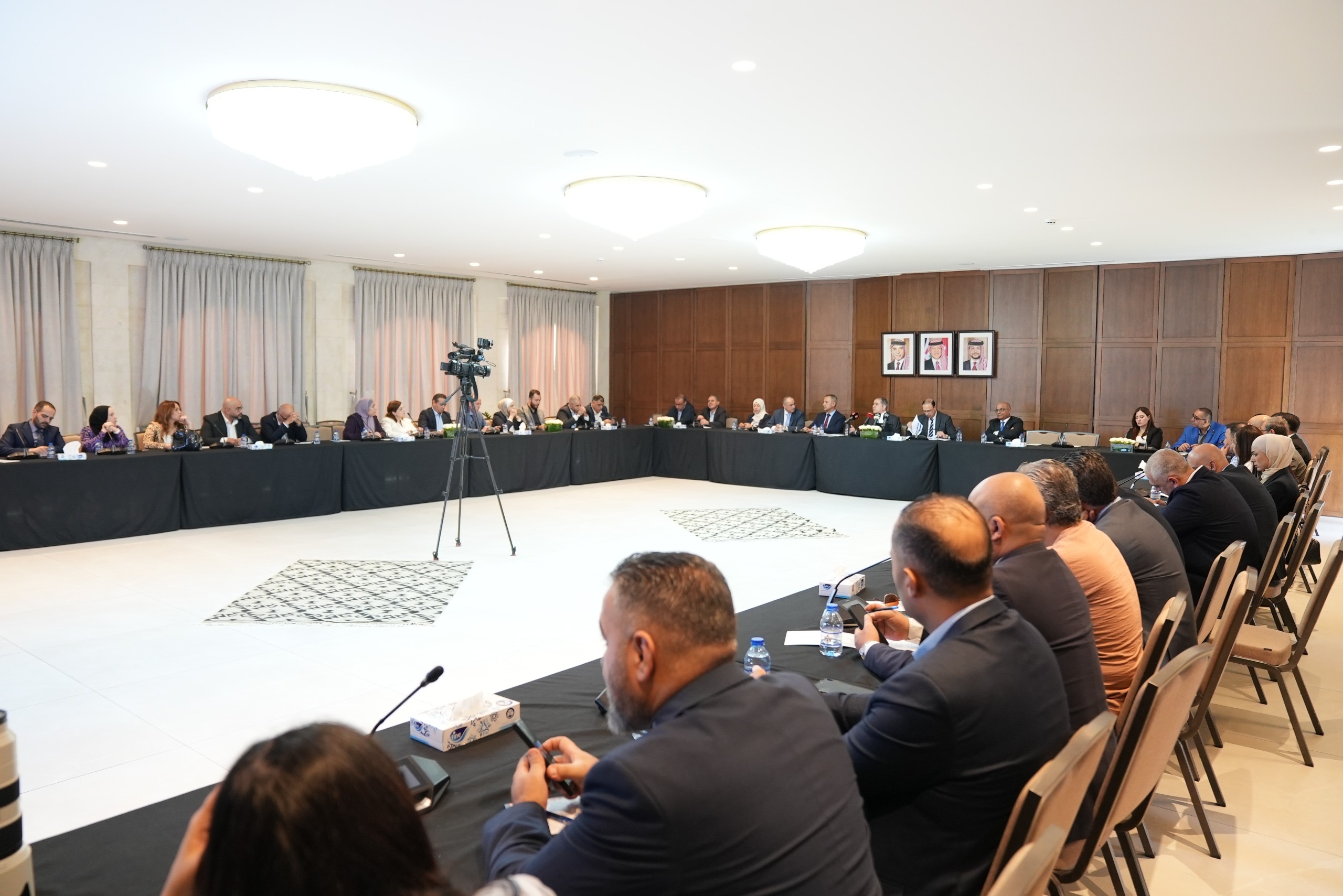 الحكومة تعلن تفاصيل مؤتمر الاستثمار الأردني الأوروبي المقرر في 19 تشرين الثاني