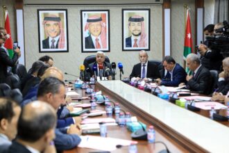"البيئة النيابية" تبحث إزالة الأشجار من أرصفة شوارع عمّان وأثرها البيئي والحضري