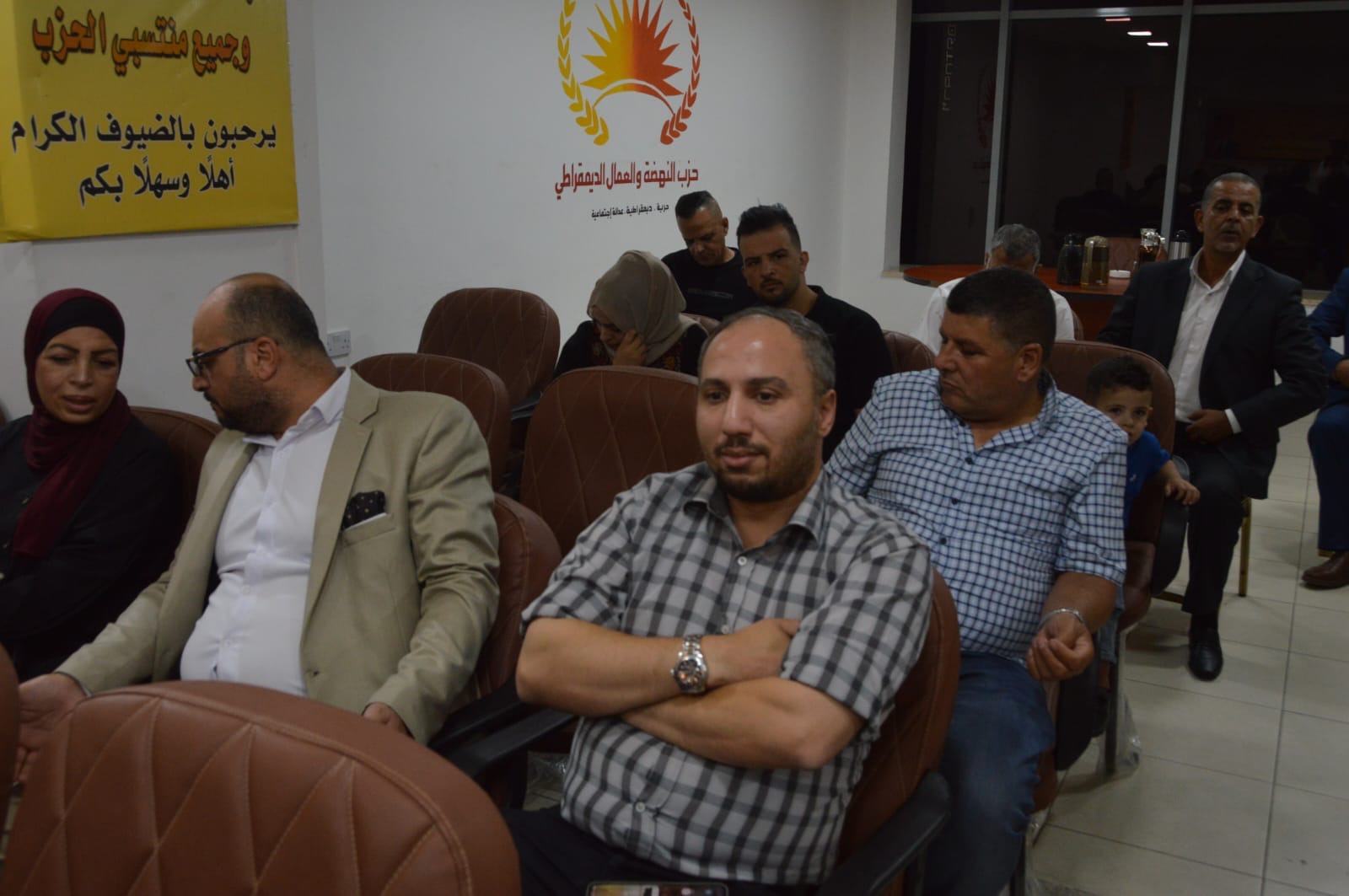 النهضة والعمال الديمقراطي يطالب بتعديل أحكام الحضانة وإعادة ترتيب مستحقيها