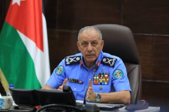 مدير الأمن العام يزور الدفاع المدني ويستمع لإيجاز حول الاستعدادات لفصل الشتاء