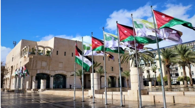 صورة حول : أمانة عمّان: 1800 عامل وطن يعملون لدى 3 شركات تنظيف متعاقد معها عبر شركة رؤية عمّان في العاصمة أمانة عمّان: 1800 عامل وطن يعملون لدى 3 شركات تنظيف متعاقد معها عبر شركة رؤية عمّان في العاصمة