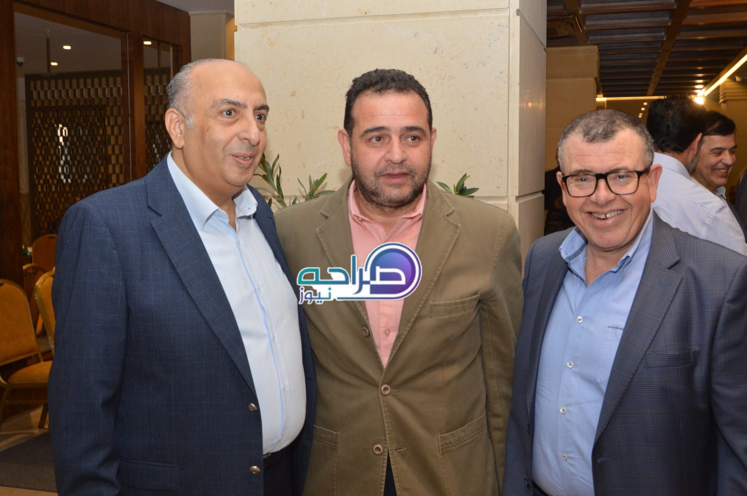 رئيس واعضاء "صناعة عمان" وممثلو القطاعات الصناعية يستقبلون المهنئين