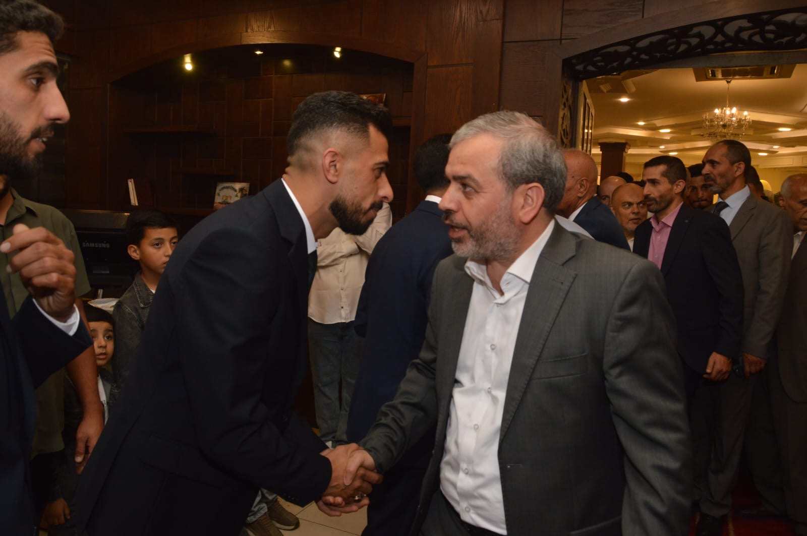 أسرة صراحة نيوز تبارك خطوبة نجل النائب الأسبق ضرار الحراسيس .. صور