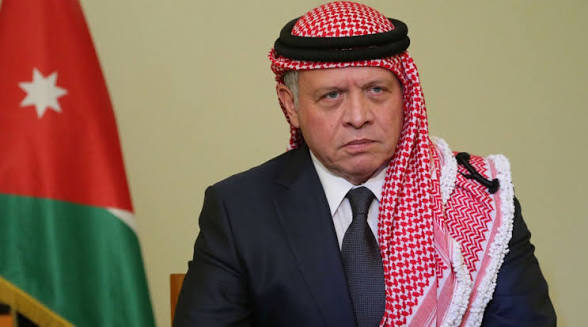صورة حول : الملك يعزي ولي العهد السعودي هاتفيا بضحايا الاعتداءات الملك يعزي ولي العهد السعودي هاتفيا بضحايا الاعتداءات