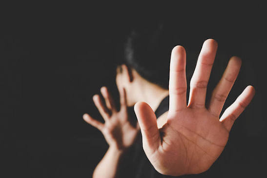 صورة حول : كاميرات المراقبة تكشف تحرش عامل بزبونات داخل محل خضار والقضاء يقول كلمته كاميرات المراقبة تكشف تحرش عامل بزبونات داخل محل خضار والقضاء يقول كلمته