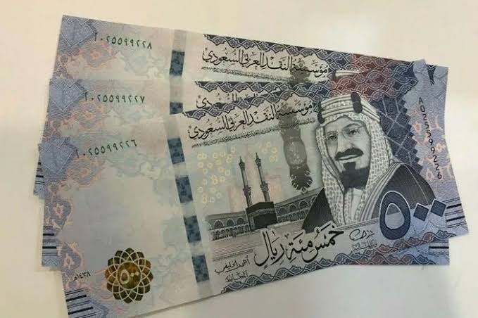 صورة حول : السعودية.. الملك سلمان يوجه بزيادة رواتب الموظفين والمتقاعدين 500 ريال شهريا السعودية.. الملك سلمان يوجه بزيادة رواتب الموظفين والمتقاعدين 500 ريال شهريا
