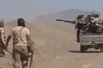 الجيش اليمني يعلن أسر 5 من قيادات "الحوثي" غربي تعز
